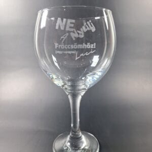 Egyedi gravírozott boros kehely 645ml